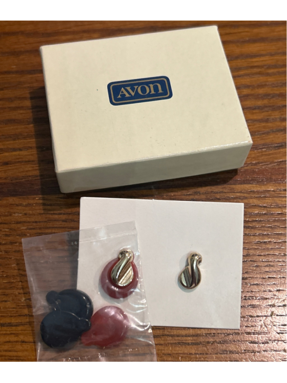 Women's Avon Gold Interchangeable black/amber Stud Earrings, One Size